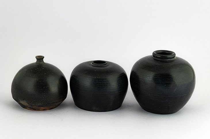 Black Pottery