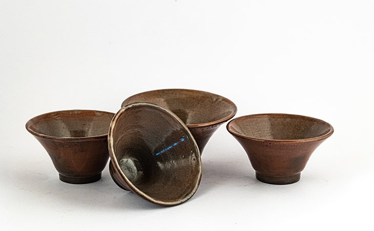 Making Diffrent Colours by Single glaze