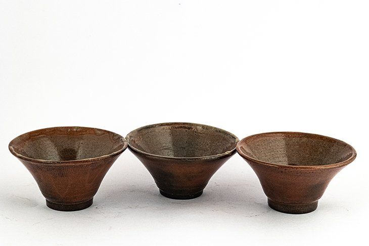 Making Diffrent Colours by Single glaze